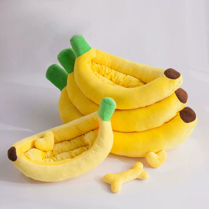Banana Dog & Cat Fun Bed Prive Collection